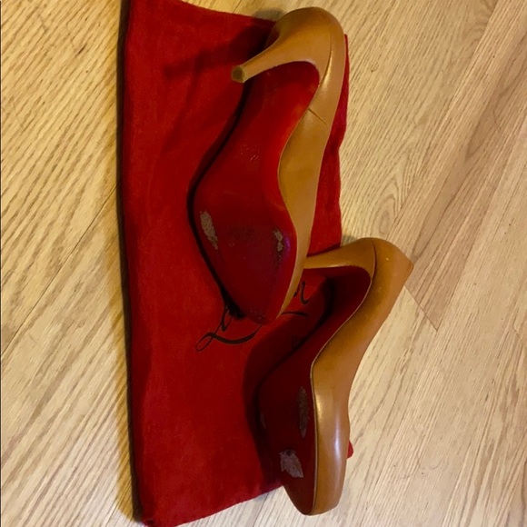 Christan Louboutin size 37.5 Reposh - Picture 3 of 4